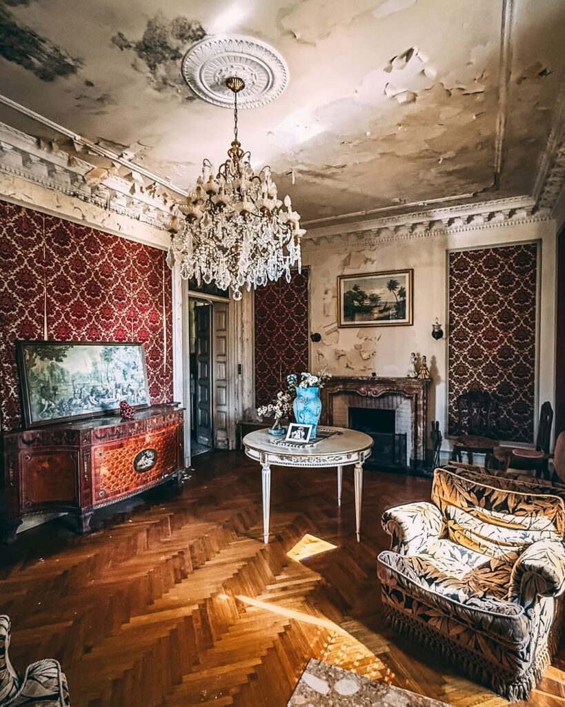 Forgotten Palace